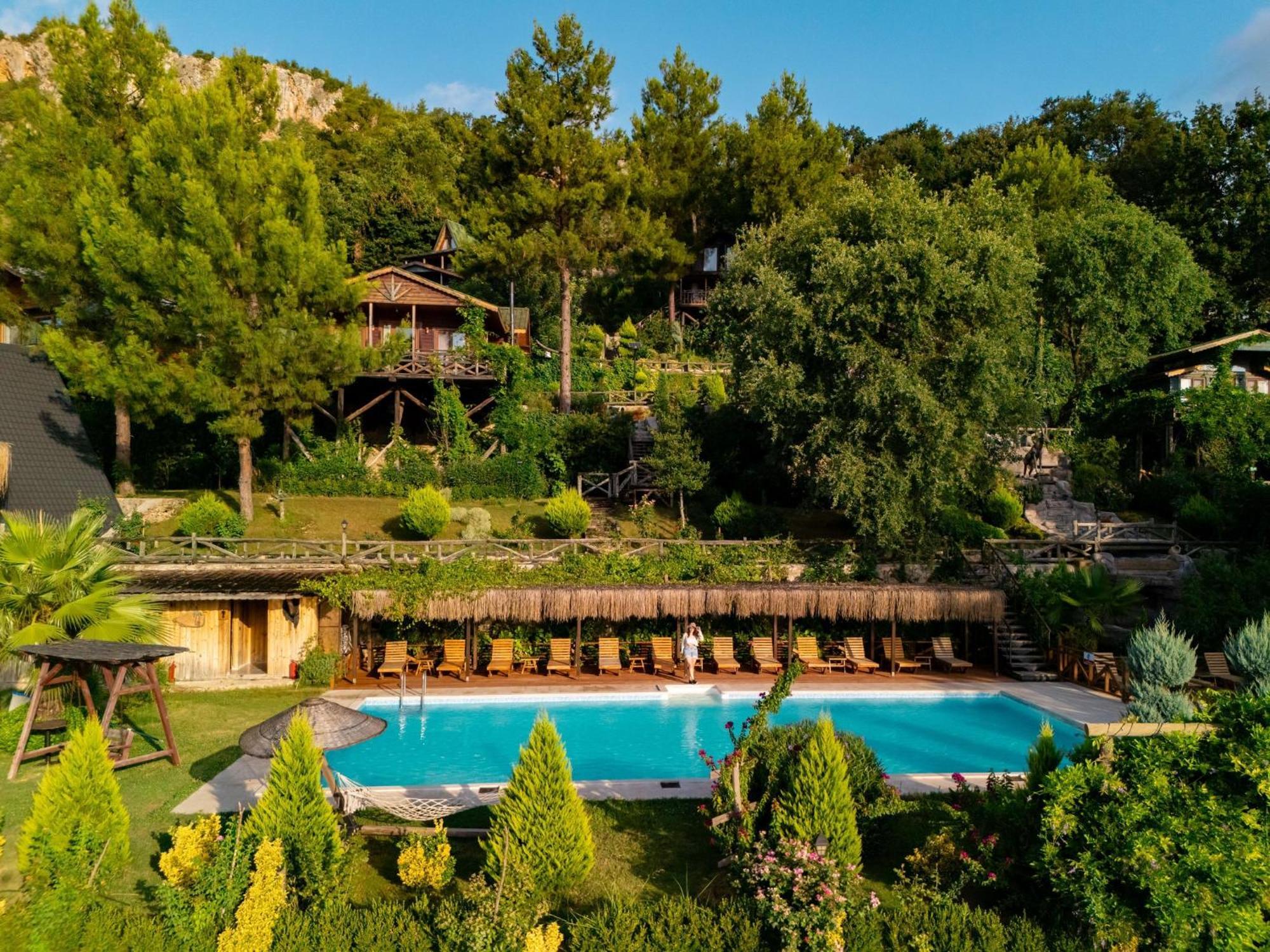 Botanik Goel Evleri Hotel Bucak Luaran gambar